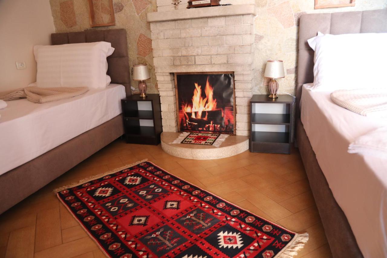 --Hotel Deal-- Rooms With Castle View Κρούγια Εξωτερικό φωτογραφία