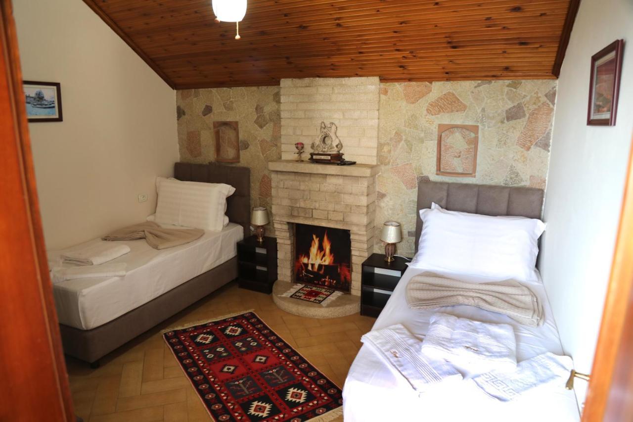 --Hotel Deal-- Rooms With Castle View Κρούγια Εξωτερικό φωτογραφία
