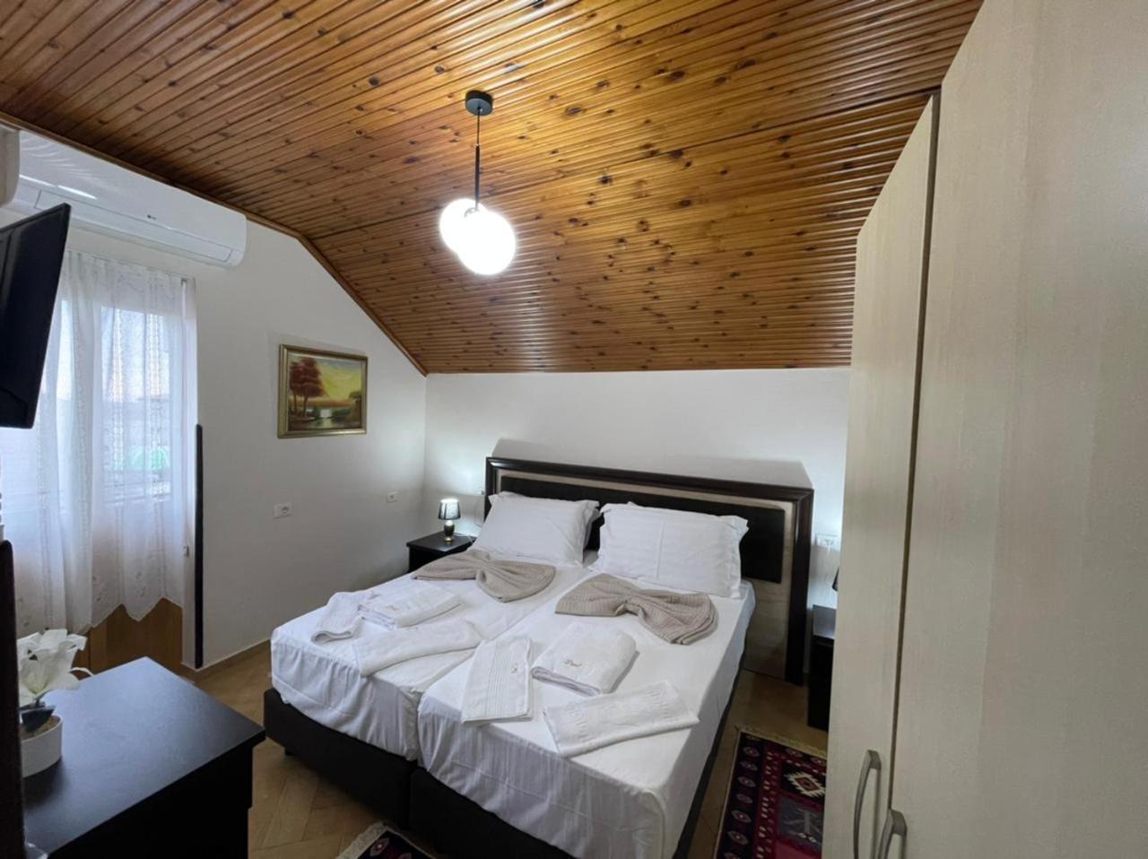 --Hotel Deal-- Rooms With Castle View Κρούγια Εξωτερικό φωτογραφία