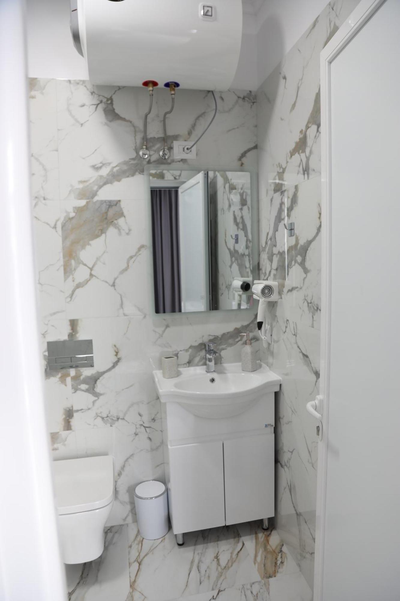 --Hotel Deal-- Rooms With Castle View Κρούγια Εξωτερικό φωτογραφία