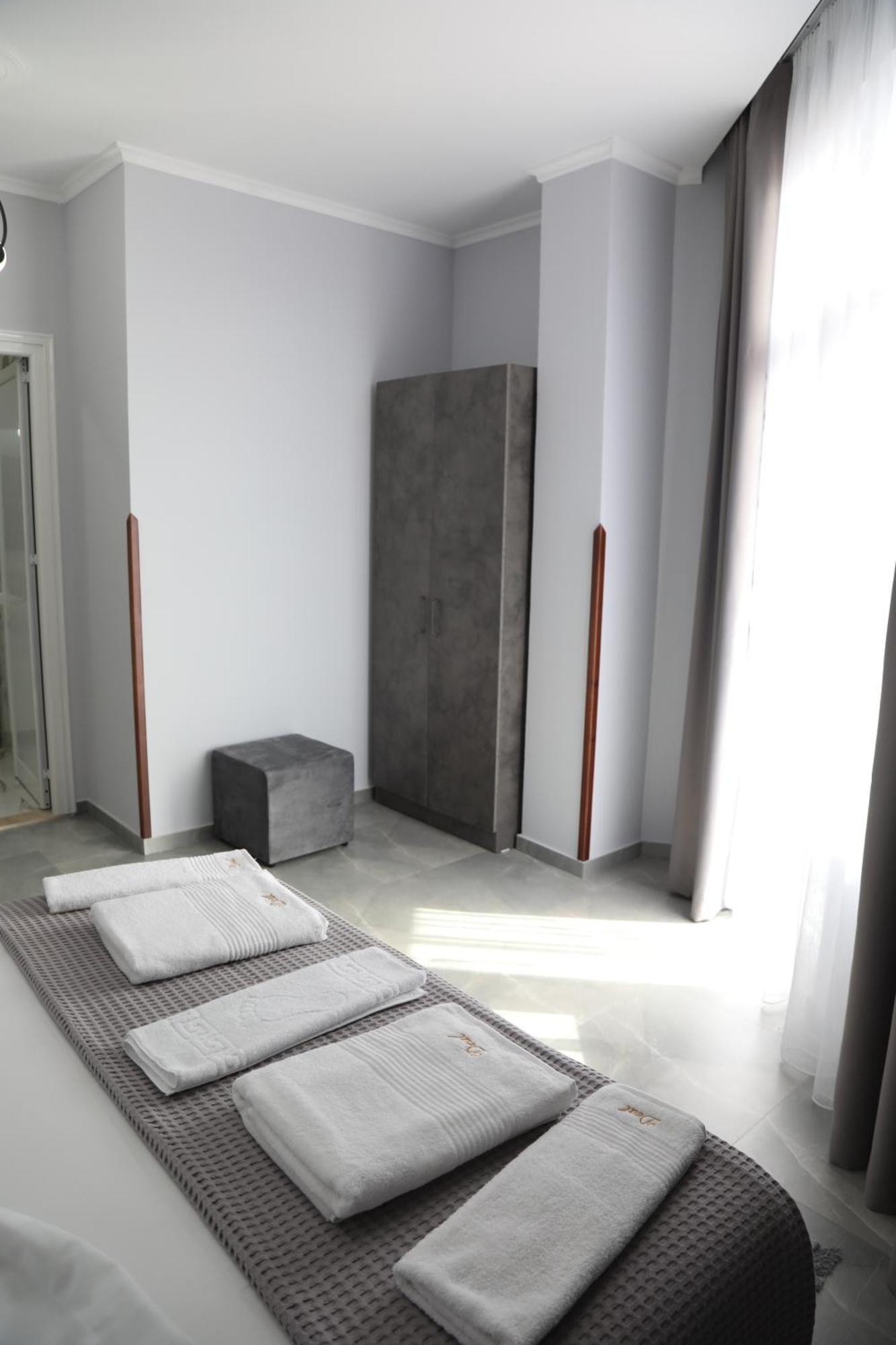 --Hotel Deal-- Rooms With Castle View Κρούγια Εξωτερικό φωτογραφία