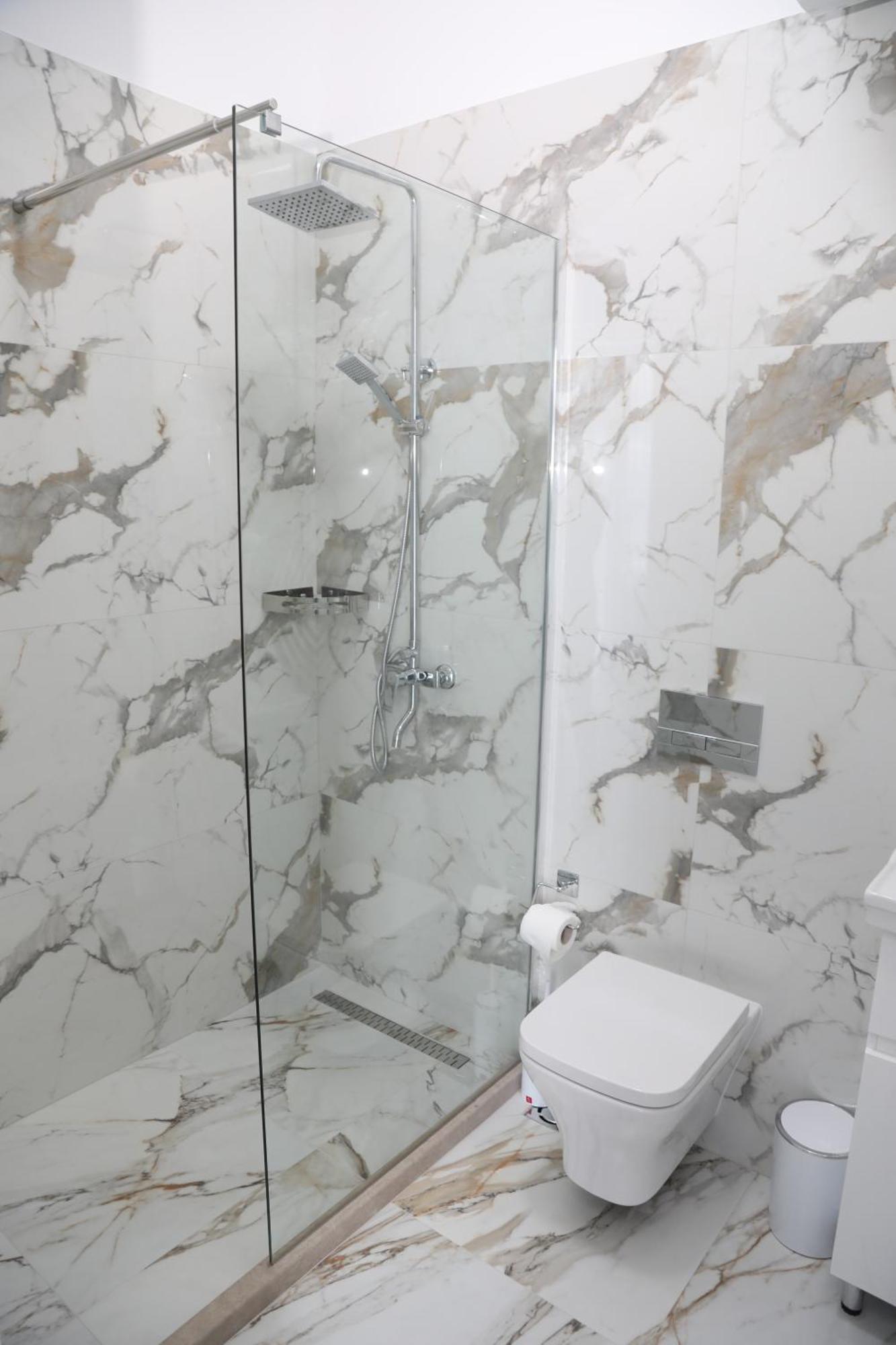 --Hotel Deal-- Rooms With Castle View Κρούγια Εξωτερικό φωτογραφία