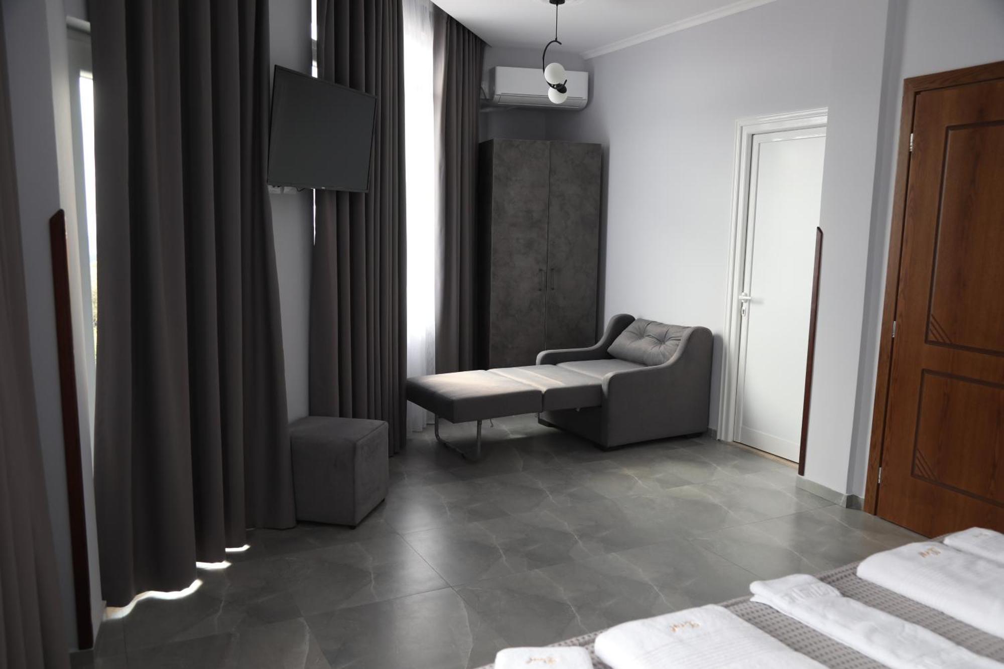 --Hotel Deal-- Rooms With Castle View Κρούγια Εξωτερικό φωτογραφία