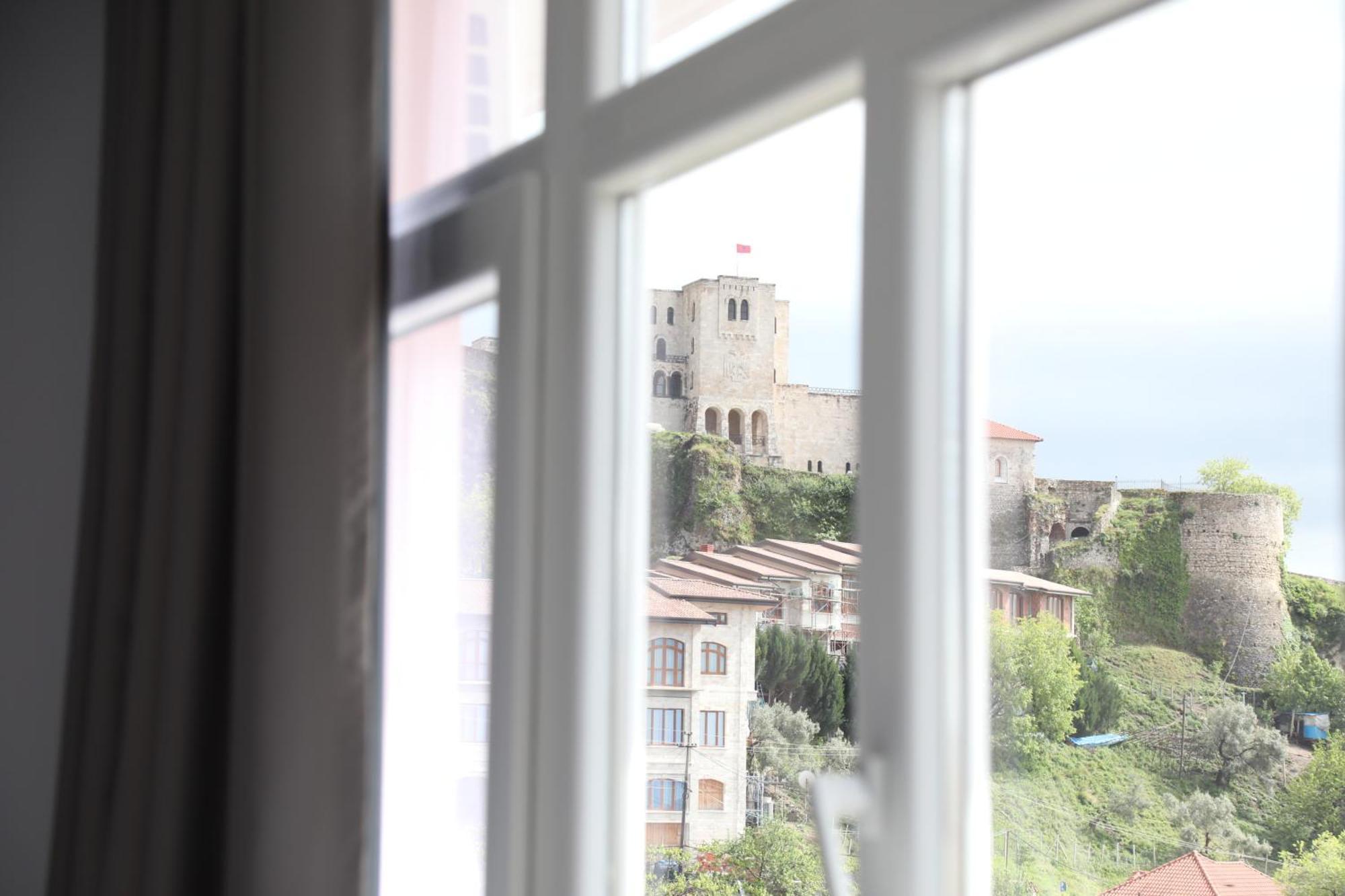 --Hotel Deal-- Rooms With Castle View Κρούγια Εξωτερικό φωτογραφία