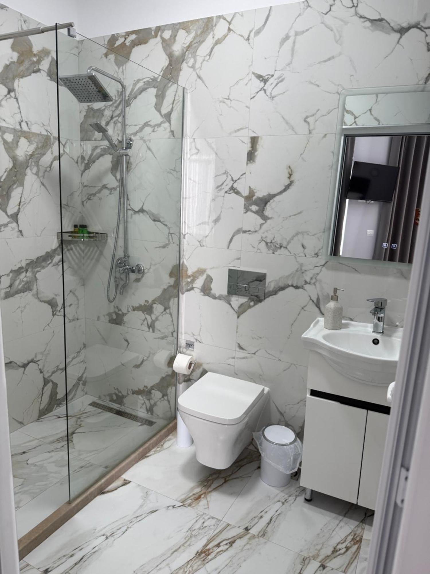 --Hotel Deal-- Rooms With Castle View Κρούγια Εξωτερικό φωτογραφία