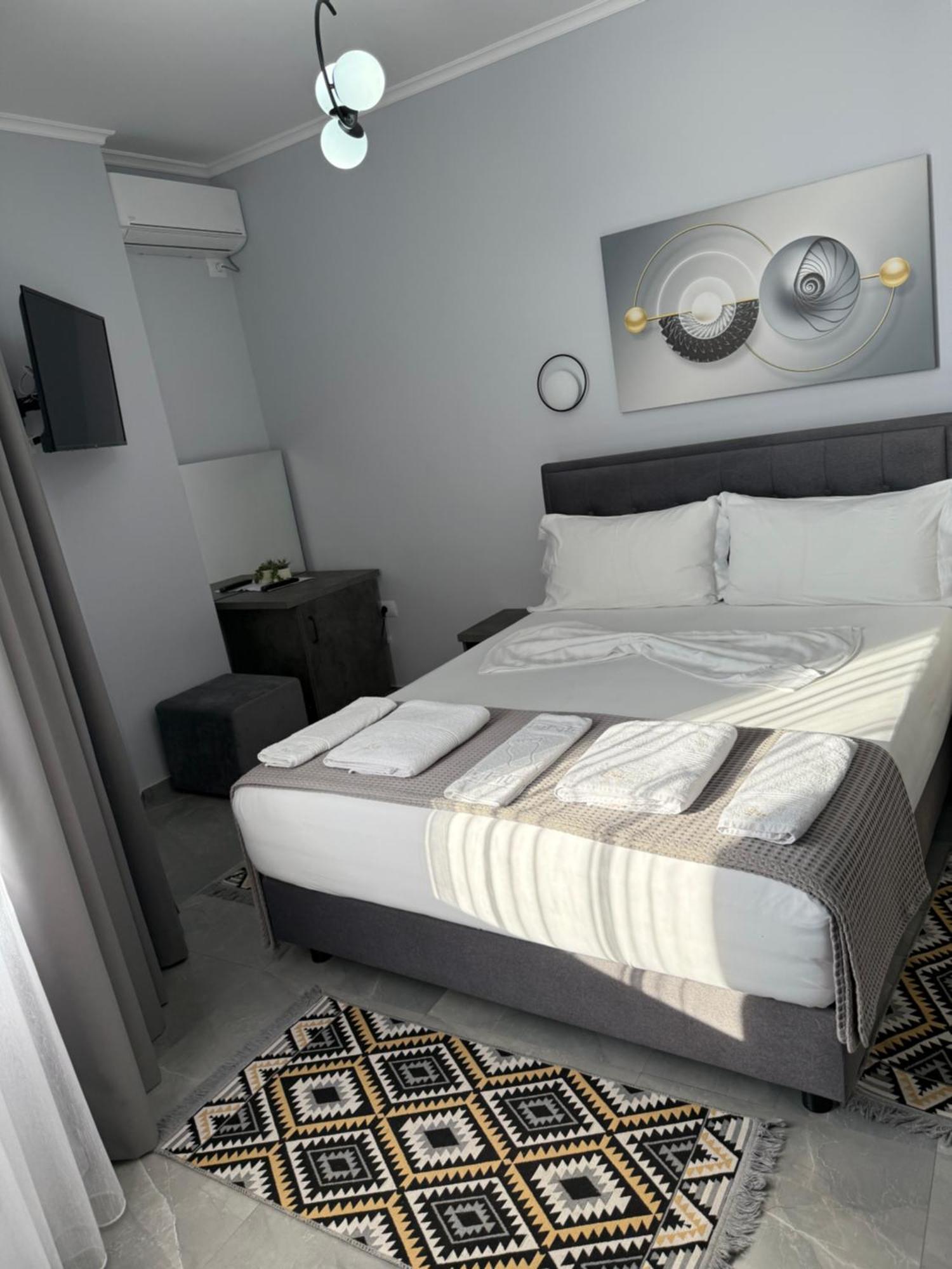 --Hotel Deal-- Rooms With Castle View Κρούγια Εξωτερικό φωτογραφία