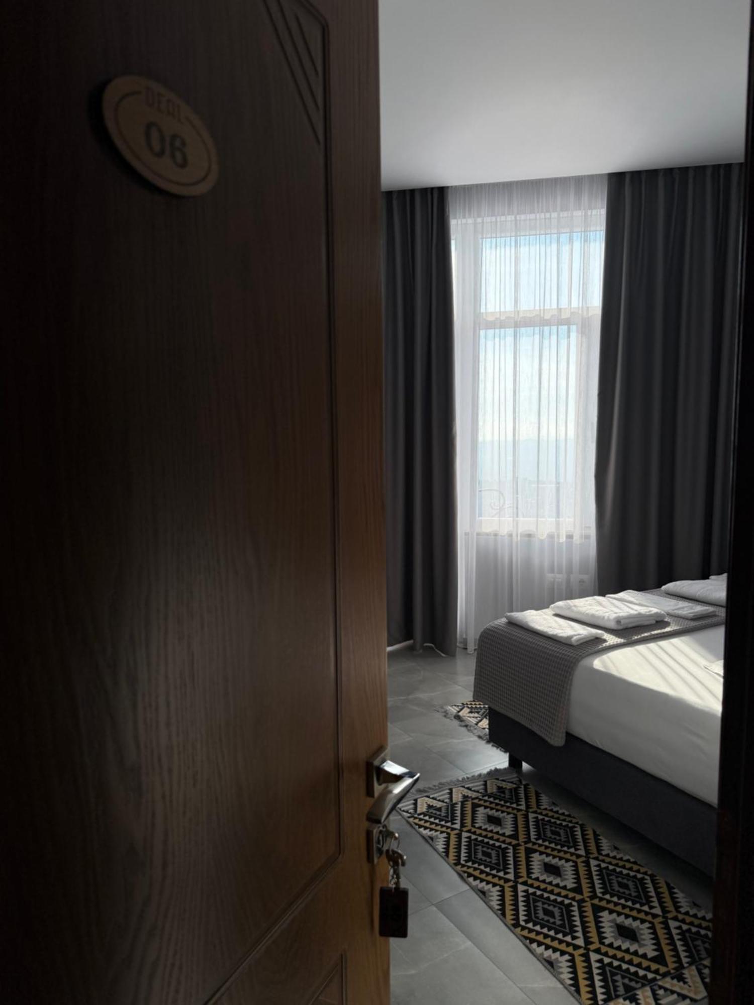 --Hotel Deal-- Rooms With Castle View Κρούγια Εξωτερικό φωτογραφία