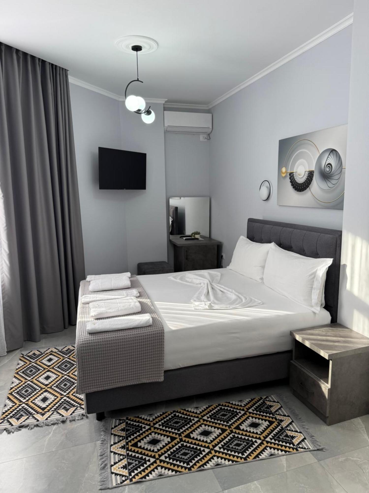 --Hotel Deal-- Rooms With Castle View Κρούγια Εξωτερικό φωτογραφία