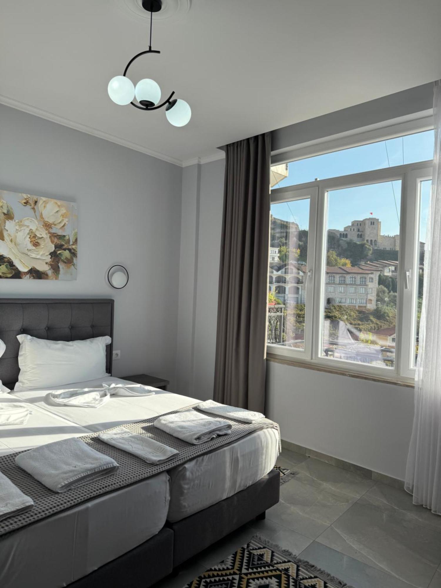 --Hotel Deal-- Rooms With Castle View Κρούγια Εξωτερικό φωτογραφία