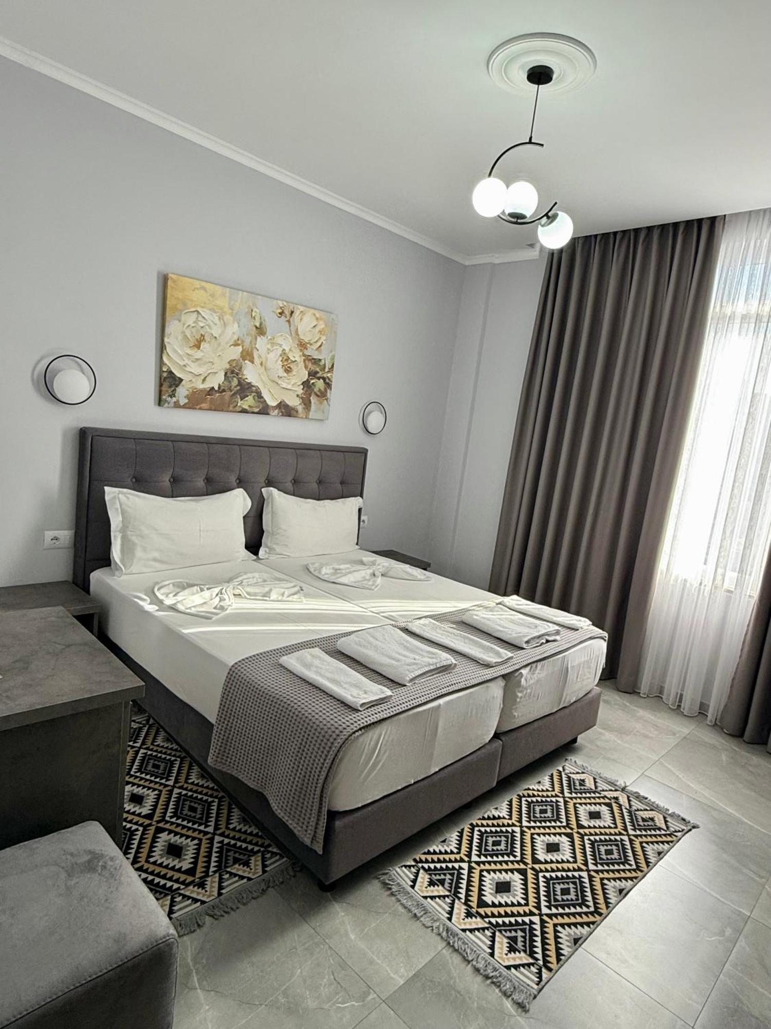 --Hotel Deal-- Rooms With Castle View Κρούγια Εξωτερικό φωτογραφία